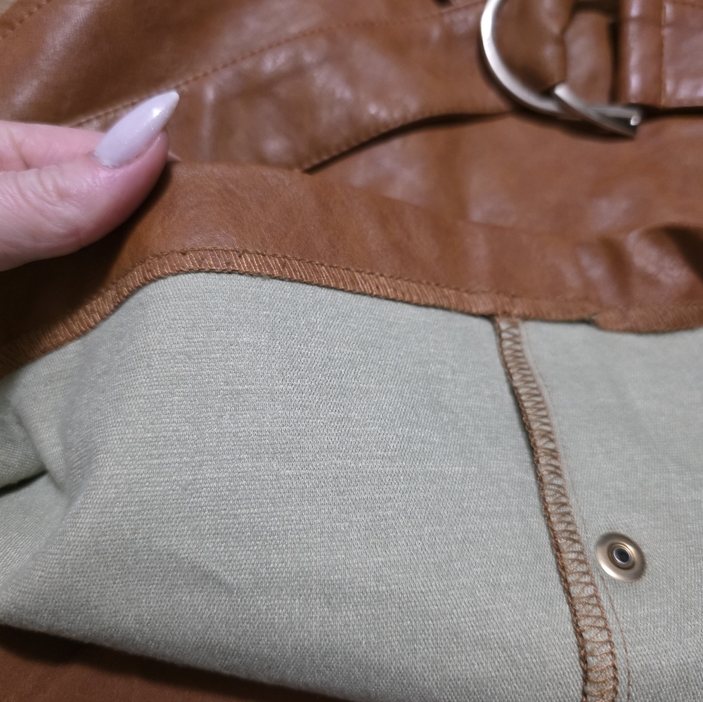 Zara Brown Leather Skirt Size S with Button Detail - Picture 8 of 10